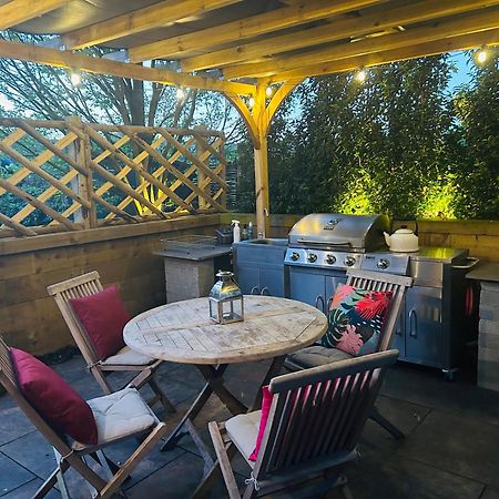 ホテル Stamford Meadows Glamping With Private Hot Tubs エクステリア 写真