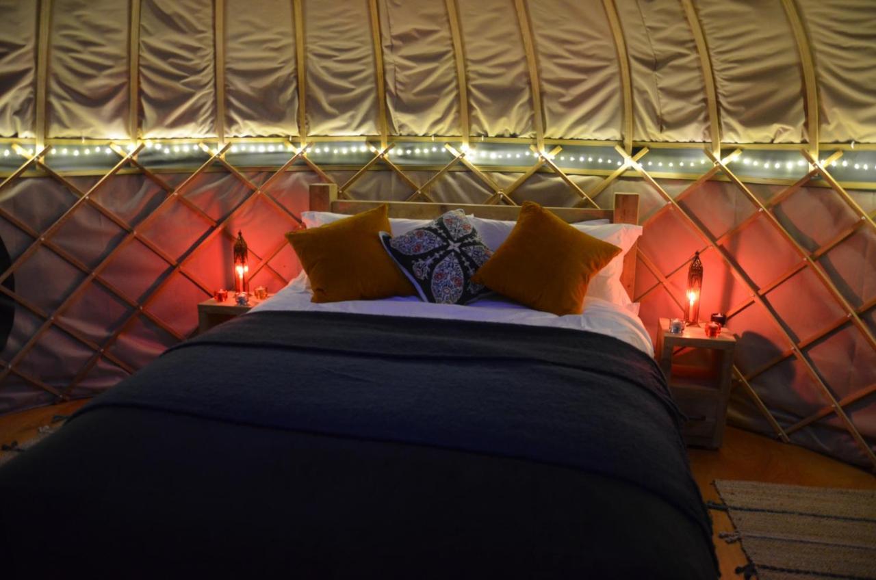 ホテル Stamford Meadows Glamping With Private Hot Tubs エクステリア 写真