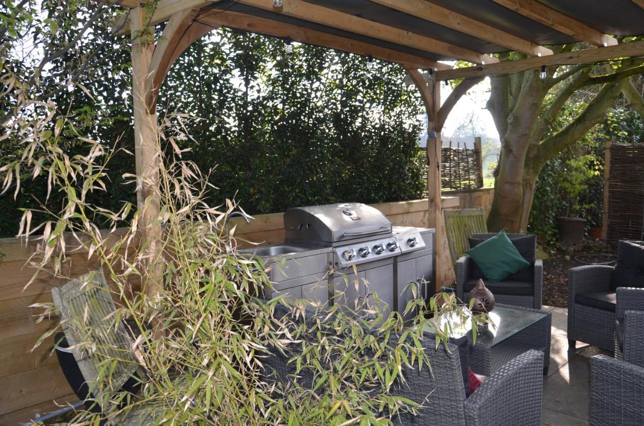 ホテル Stamford Meadows Glamping With Private Hot Tubs エクステリア 写真