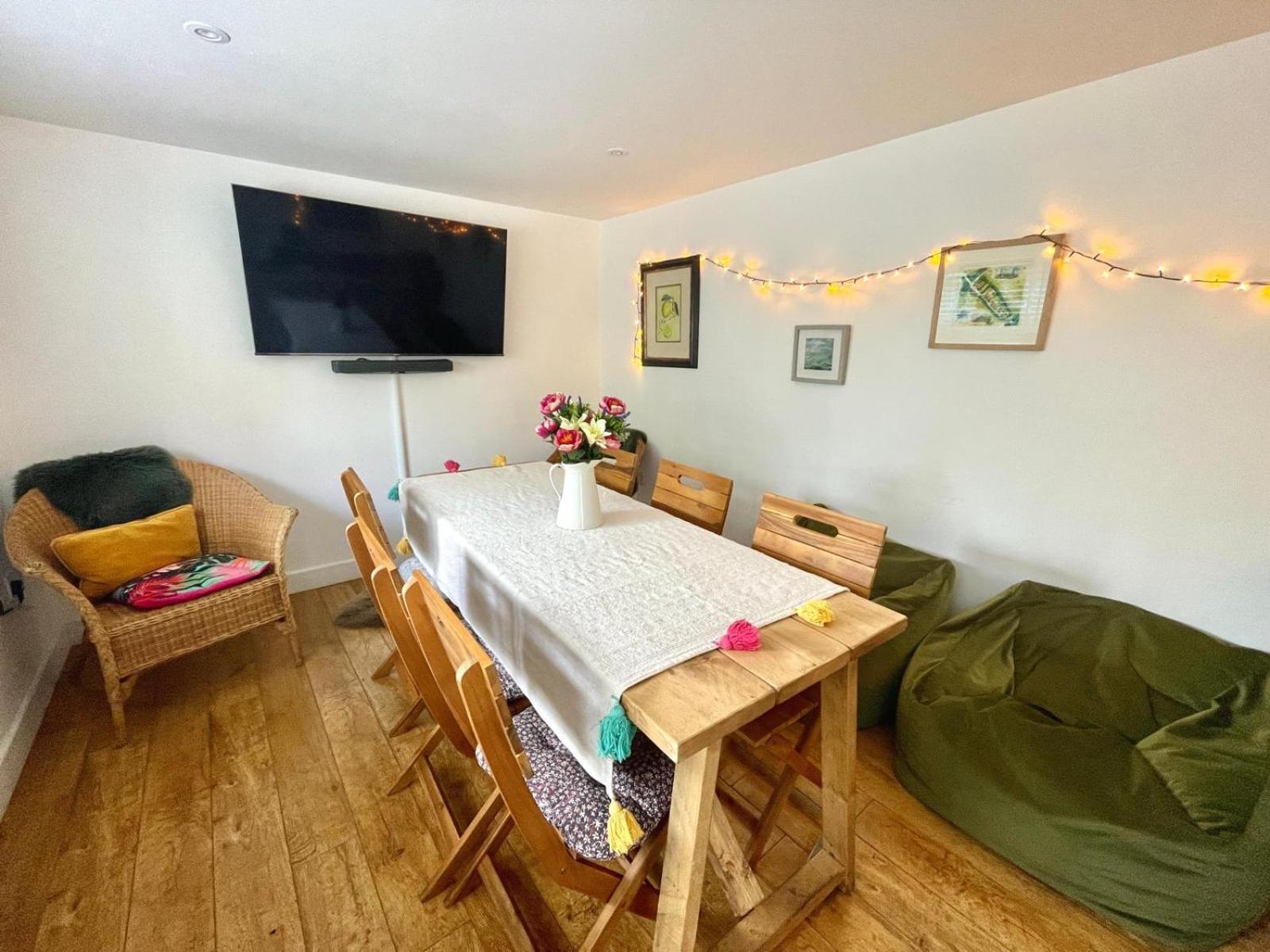 ホテル Stamford Meadows Glamping With Private Hot Tubs エクステリア 写真